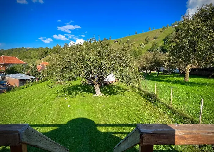 Flore\'S Garden Glamping