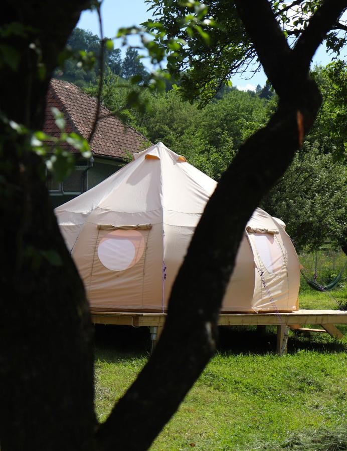 Flore's Garden Glamping *